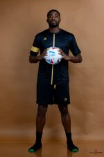 Mikhenzo Anago Sports Set - Image 5